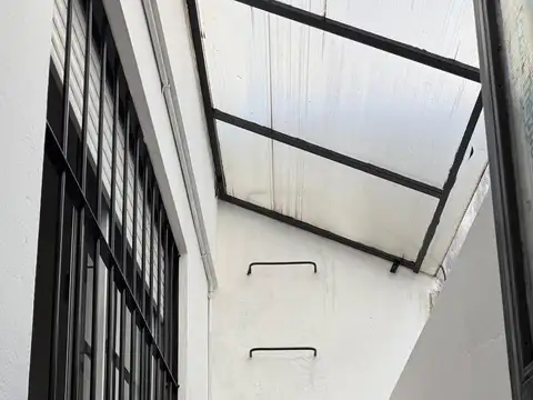 Depto Tipo Casa en Alquiler de 3 ambientes