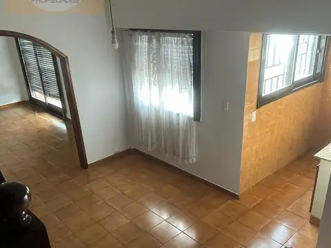 Depto Tipo Casa en Alquiler 35 años