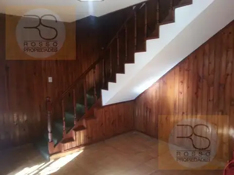 Depto Tipo Casa en Alquiler de 3 ambientes