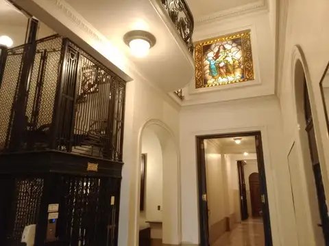 VENTA DPTO 4 AMB RECOLETA