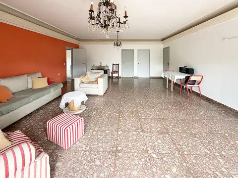 Depto Tipo Casa 4 ambientes con 1 baño