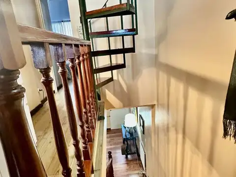 Depto Tipo Casa en Venta con 2 cocheras