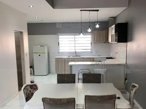 Casa en Venta en Lanus Este, USD 160.000