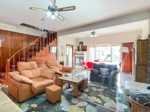Casa 4 ambientes con 1 baño
