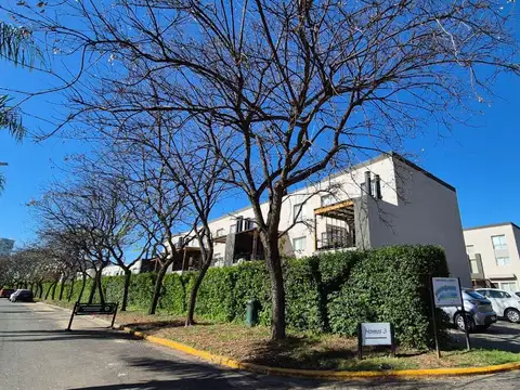 Duplex 3 amb con balcón terraza y parrilla en Nordelta