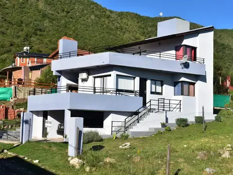 VENTA CASA + LOCAL SANTA ROSA DE CALAMUCHITA