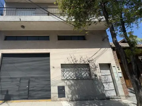 Venta Deposito Sarandi 150 m2 Oportunidad