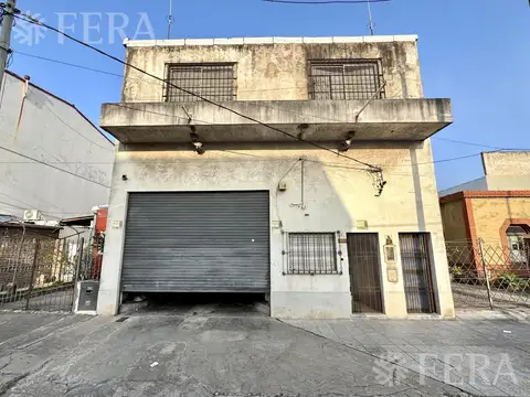 Venta galpón de 550 m2 en Villa Dominico