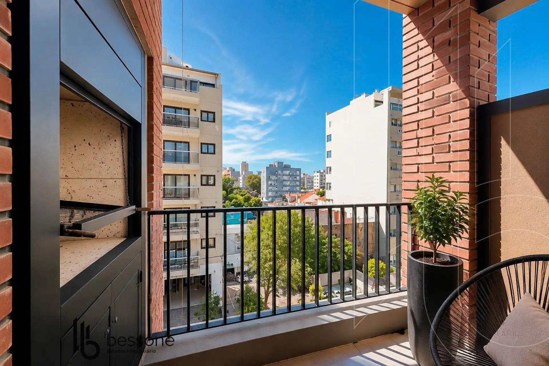 Depto 2 amb, 44m² con balcón en Guemes