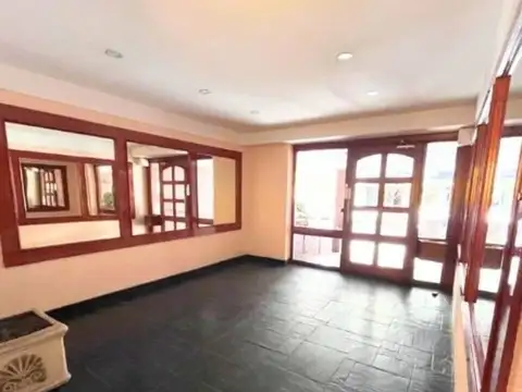 bolivar 2800, Piso 5