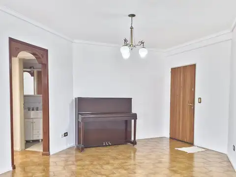 3 AMBIENTES - COCHERA - 2 BAÑOS - BALCON