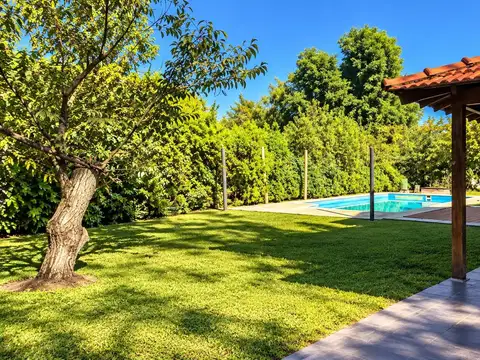 Quinta en Alquiler al Noreste