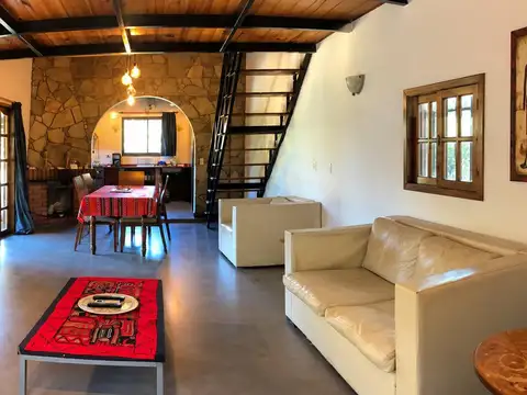 Casa Quinta en Alquiler La Reja Moreno