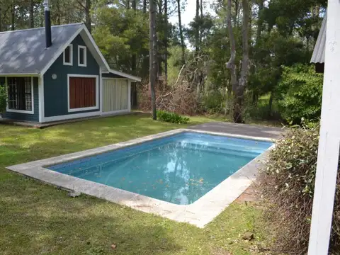 Casa en Alquiler Temporal en Carilo, $ 100