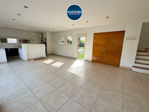 Casa en Alquiler en Los Tres Coniles, USD 1.000