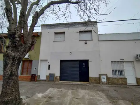 Departamento de 1 dormitorio con patio en alquiler en la plata sobre calle 21 [cod: 161-1565]