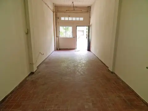 Local en Alquiler 50 años