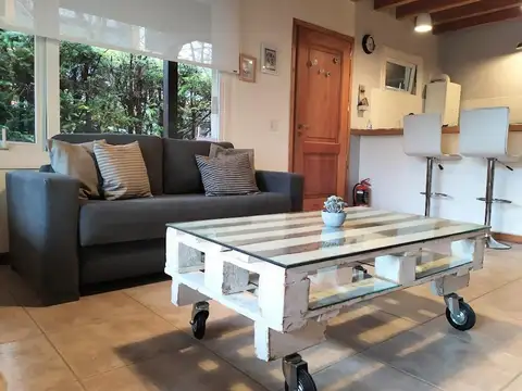 Venta complejo de 7 Deptos centricos