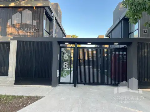 Depto Tipo Casa en Venta de 2 dormitorios