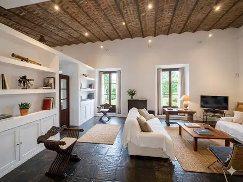 Casa en Alquiler de 4 dormitorios