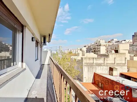 Venta departamento 3 ambientes con balcon corrido y baulera vista abierta Colegiales