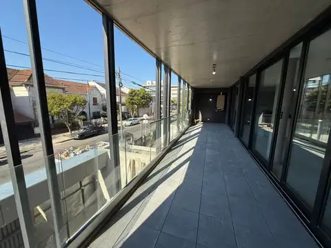 Departamento 4 ambientes con 5 baños