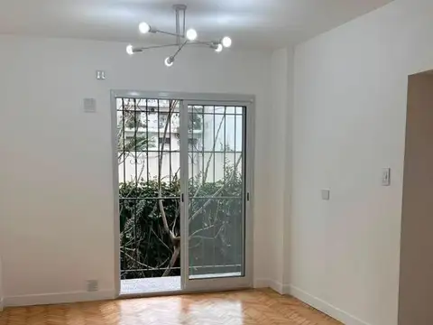 Departamento en Venta en Flores, USD 133.000