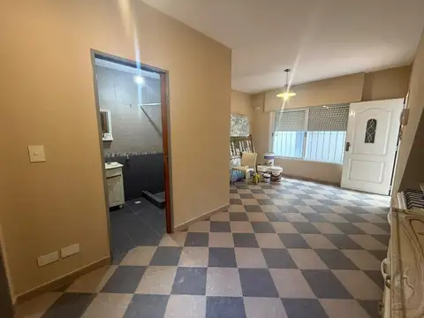 Depto Tipo Casa en Alquiler 25 años