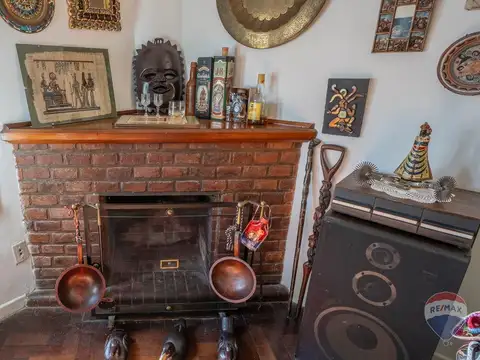 Casa 5 ambientes con 2 baños