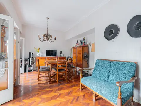 Depto Tipo Casa en Venta de 5 ambientes
