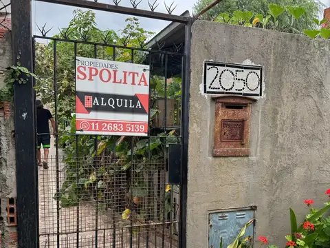 Depto Tipo Casa en Alquiler de 2 ambientes