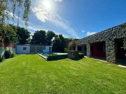 Casas en venta en Gonnet, La Plata.