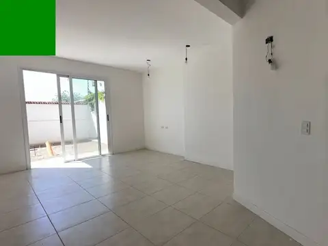 Depto Tipo Casa en Venta de 2 dormitorios