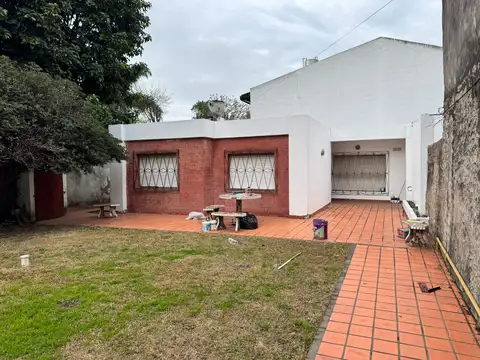 Casa 3 amb + Jardín - Cruce Castelar