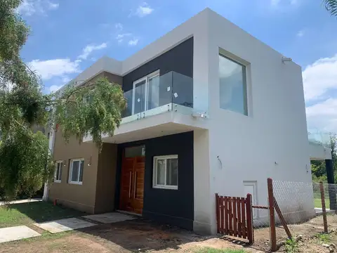 Casa en Venta en Santa Guadalupe Pilar UF 100
