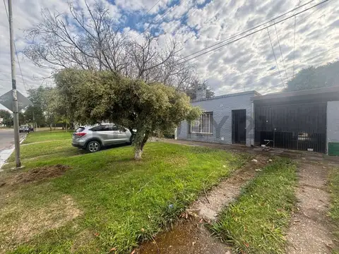Bautista Alberdi 1600, Piso 0