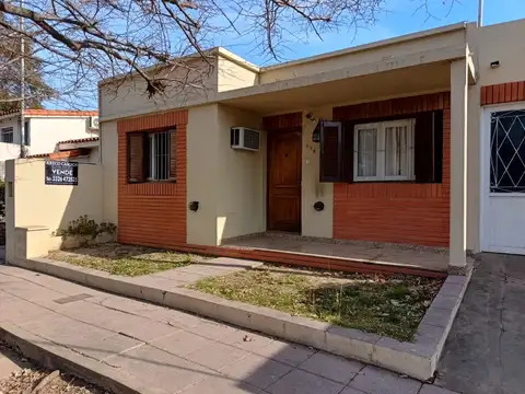 Casa Familiar amplia  centrica