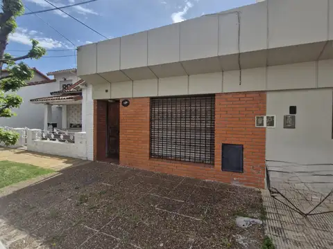 Pampa 700, Piso PB