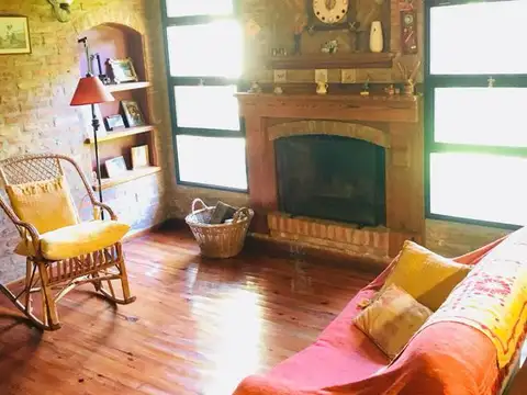 Casa en Venta en Castelar Sur, USD 195.000