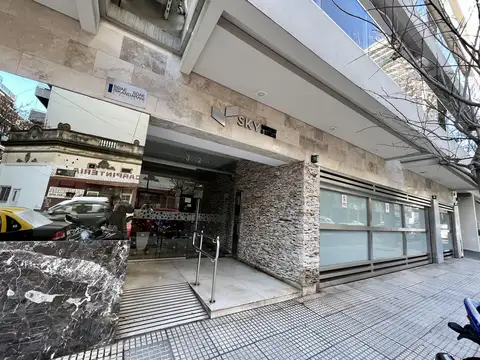 Departamento amoblado y equipado CON COCHERA!