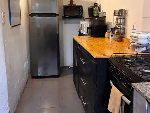 Casa 5 ambientes con 1 baño