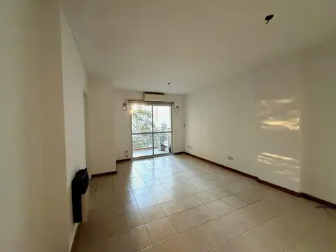 Depto de 1 dormitorio en zona centro a cuadras del río