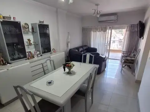 Departamento en venta de 3 Amb en San Martin con cochera