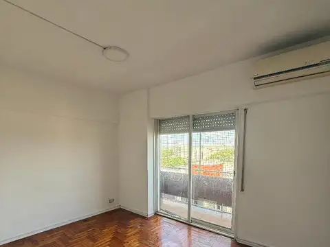 San Blas 2500, Piso 6