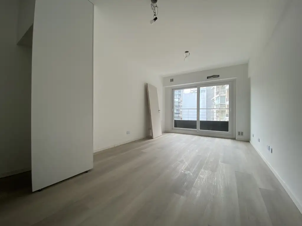 Mario Bravo 1100, Piso 6°