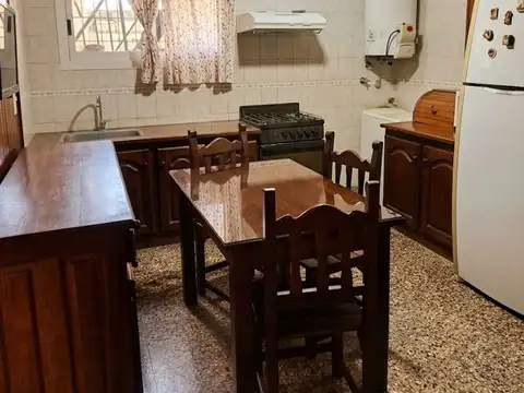 VENTA CASA + DEPTO SAN NICOLAS DE LOS ARROYOS