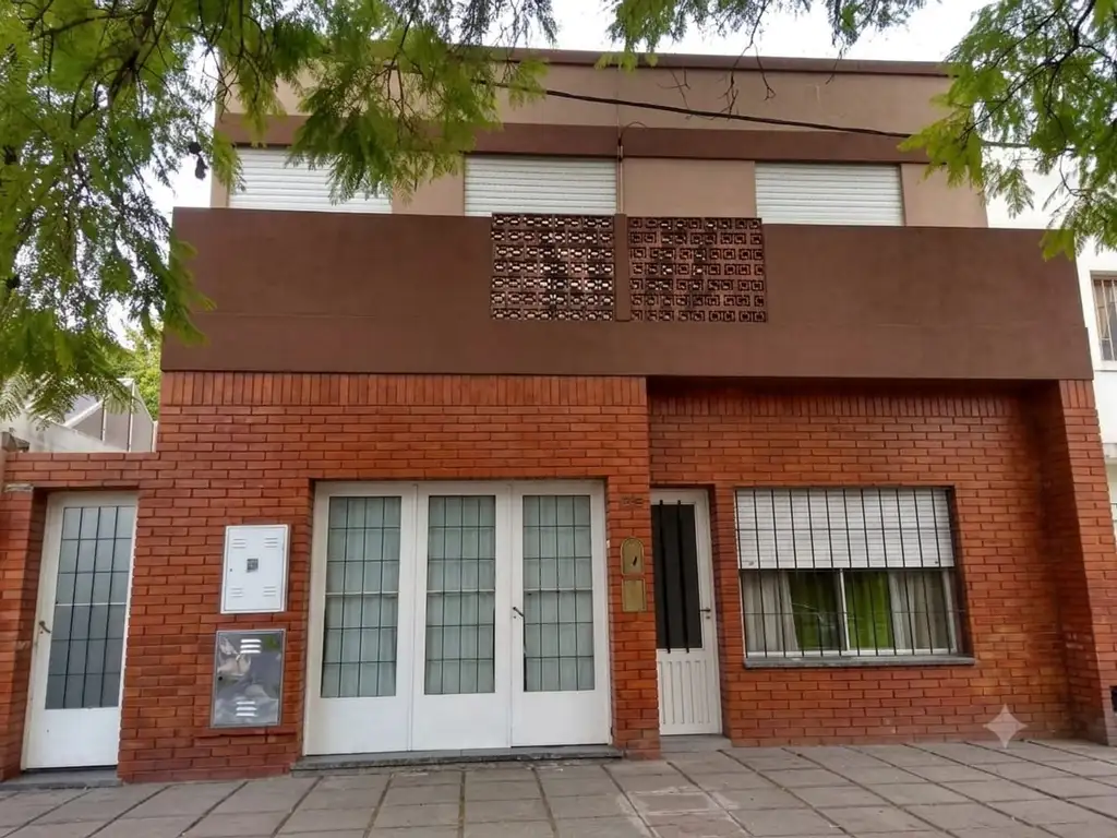 Avenida Falcón 200