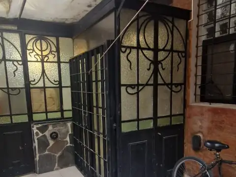 Depto Tipo Casa 8 ambientes con 8 baños