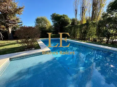 Casa en Venta en Villa Rosa, USD 320.000