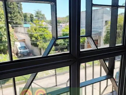 Depto Tipo Casa en Venta de 5 ambientes